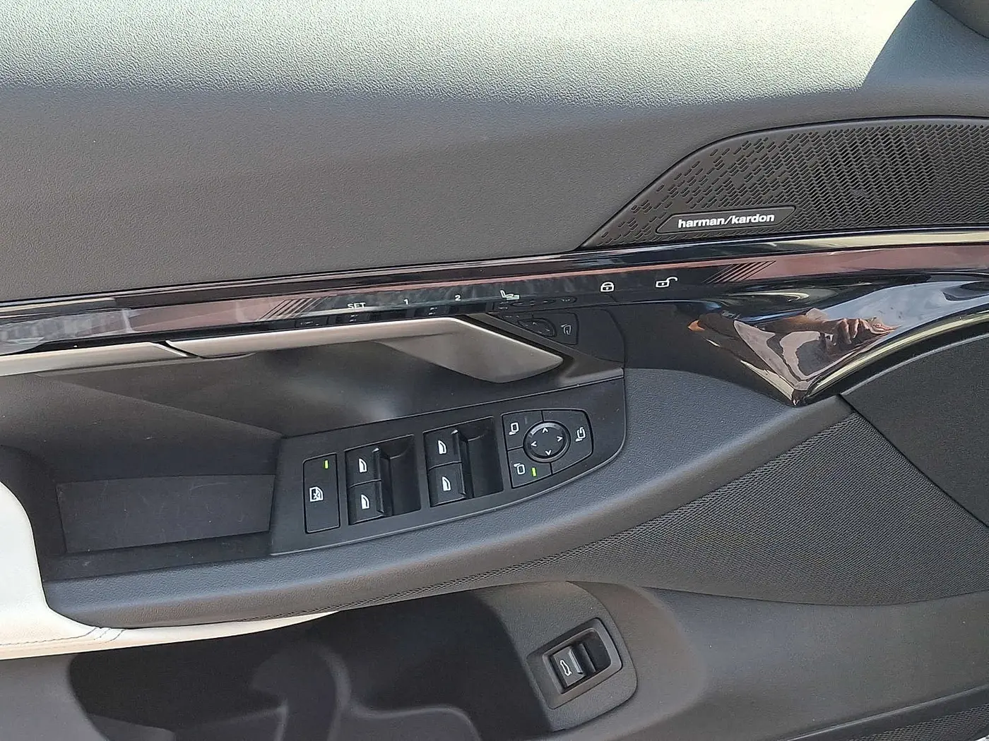2025 BMW I5 - $51,495