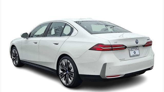2025 BMW i5 xDrive40