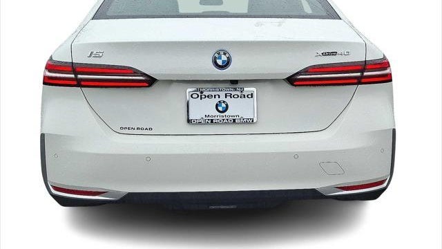 2025 BMW i5 xDrive40