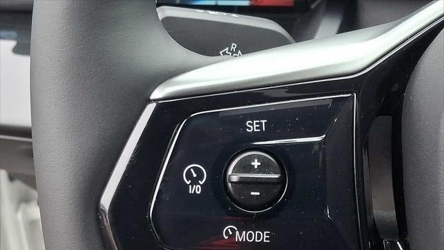 2025 BMW i5 xDrive40