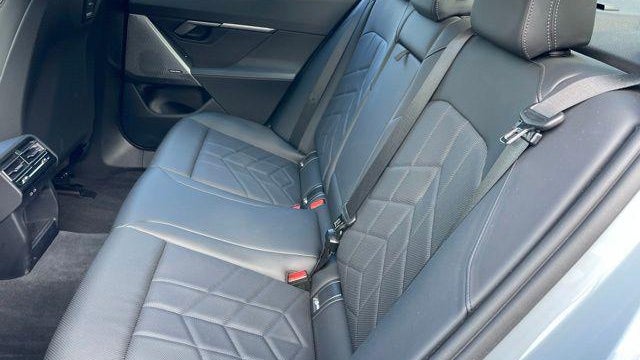 2025 BMW i5 xDrive40