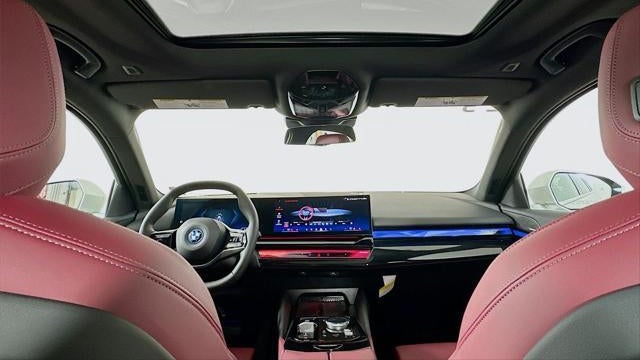 2025 BMW i5 xDrive40