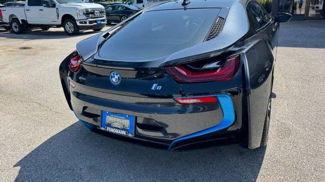 2015 BMW i8 Base