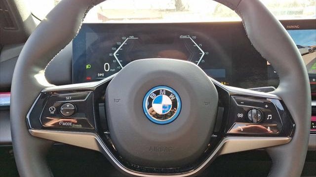 2024 BMW i5 eDrive40