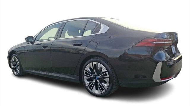 2024 BMW i5 eDrive40