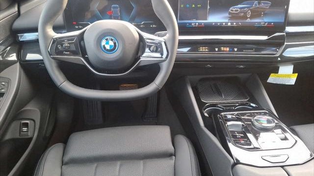 2024 BMW i5 eDrive40