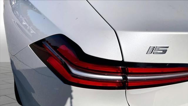 2024 BMW i5 eDrive40