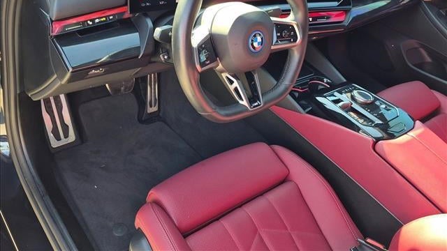 2024 BMW i5 eDrive40