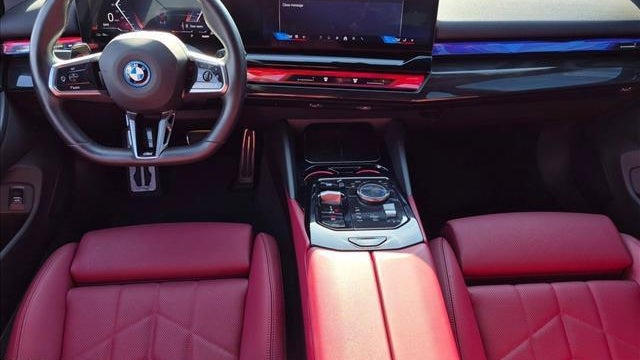 2024 BMW i5 eDrive40
