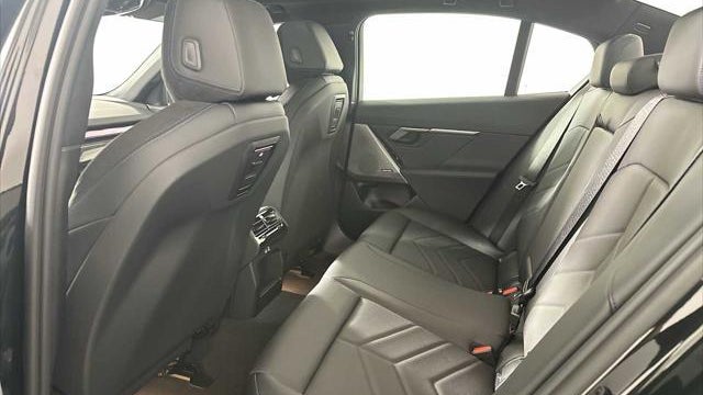 2026 BMW i5 xDrive40