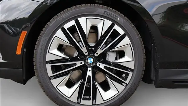 2026 BMW i5 xDrive40
