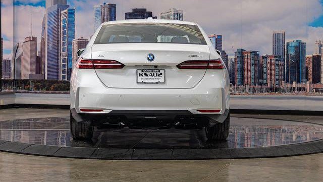 2027 BMW i5 xDrive40