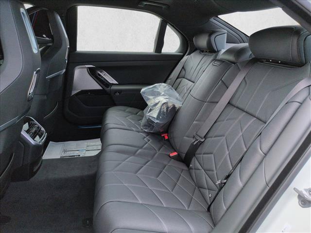 2026 BMW I7 - $118,357