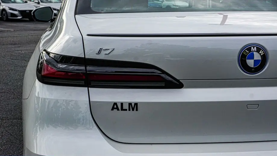 2025 BMW i7 eDrive50