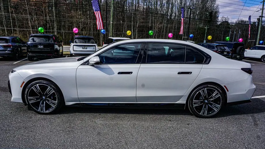 2025 BMW i7 eDrive50