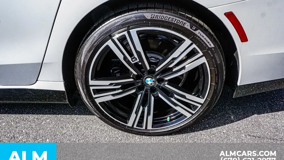 2025 BMW i7 eDrive50
