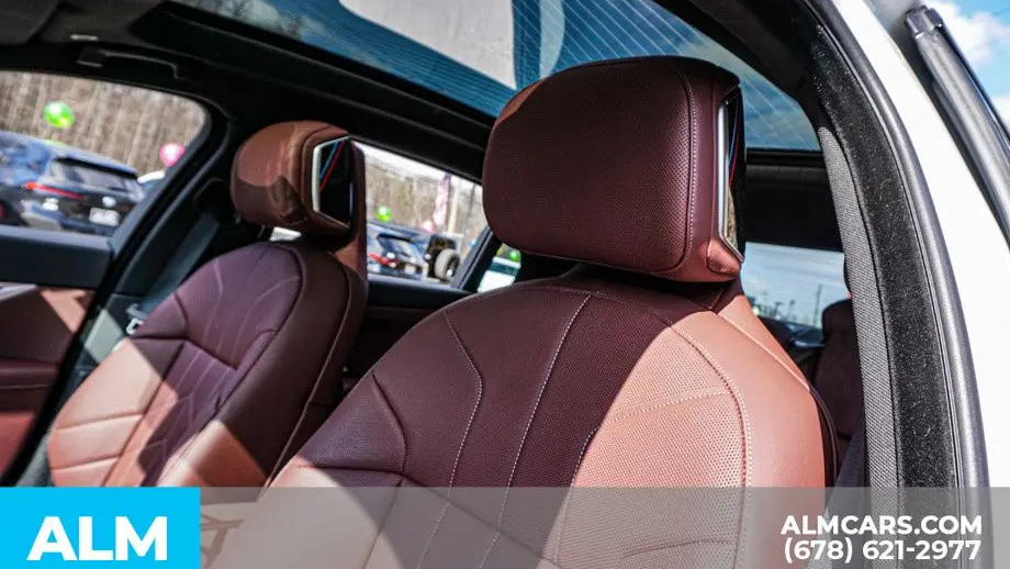 2025 BMW i7 eDrive50