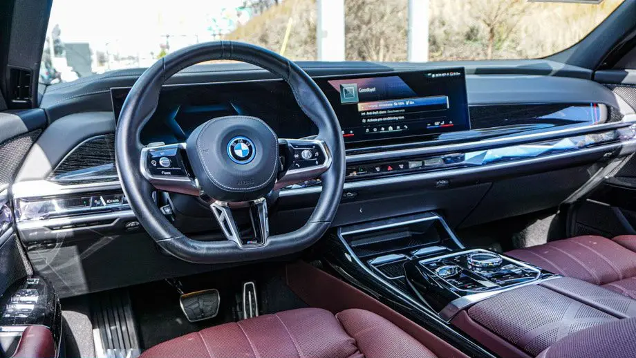 2025 BMW i7 eDrive50