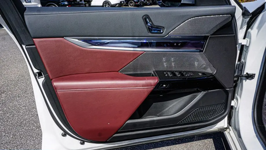 2025 BMW i7 eDrive50