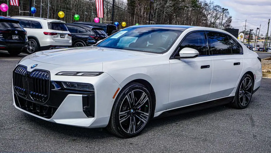 2025 BMW i7 eDrive50