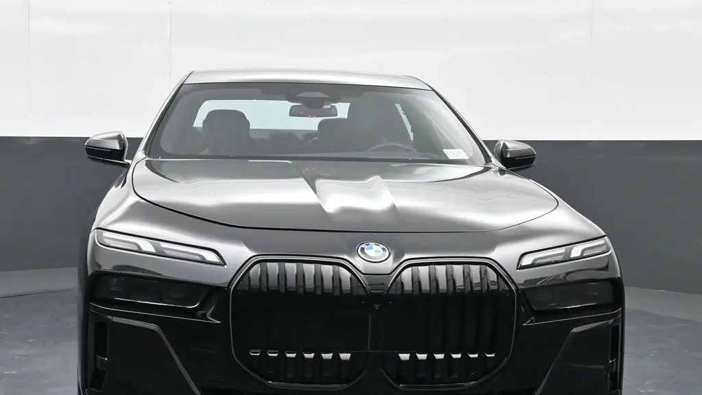 2025 BMW i7 eDrive50