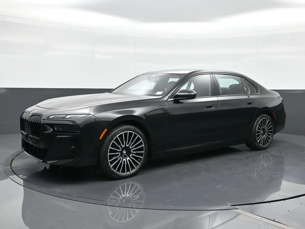 2025 BMW I7 - $79,861