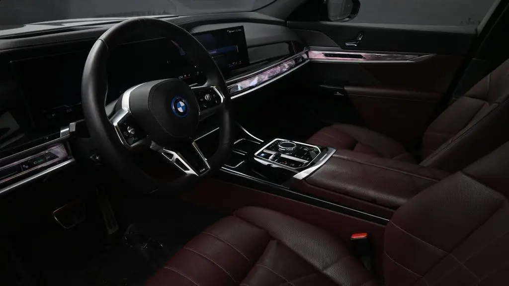 2025 BMW I7 - $79,861