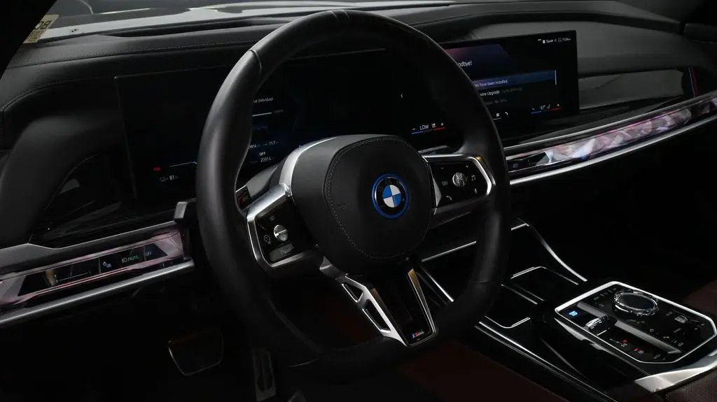 2025 BMW I7 - $79,861