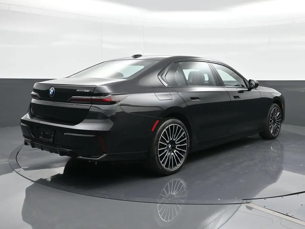 2025 BMW I7 - $79,861