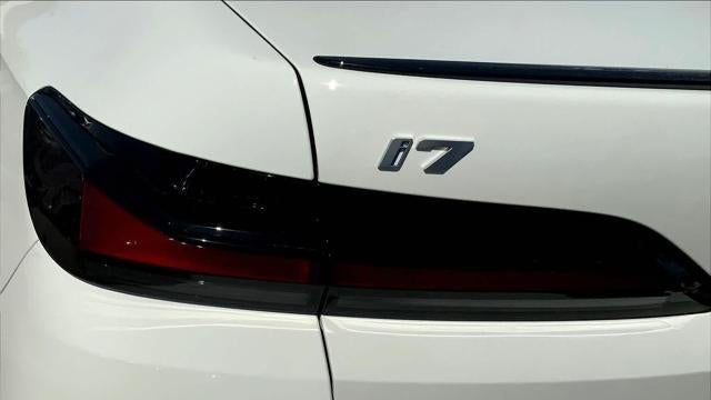 2025 BMW i7 eDrive50