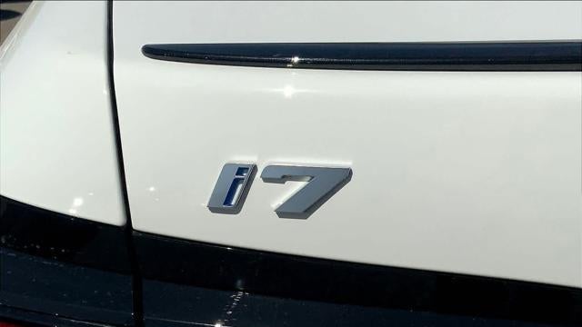 2025 BMW i7 eDrive50
