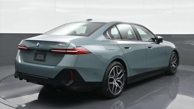 2024 BMW i5 M60