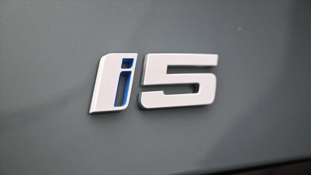 2024 BMW i5 M60