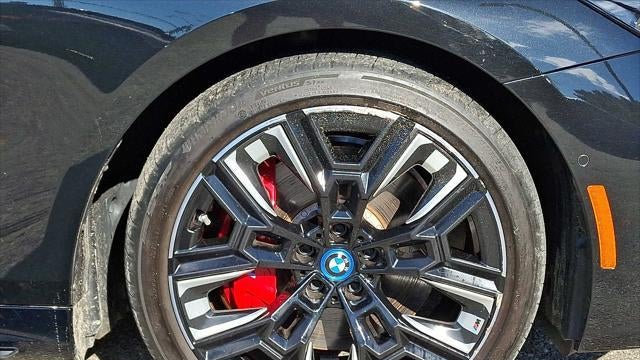 2024 BMW i5 M60