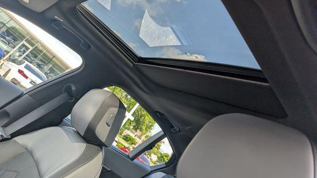 2024 BMW i5 M60