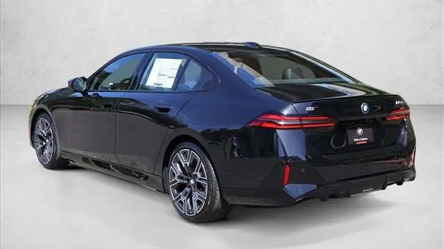 2026 BMW i5 M60
