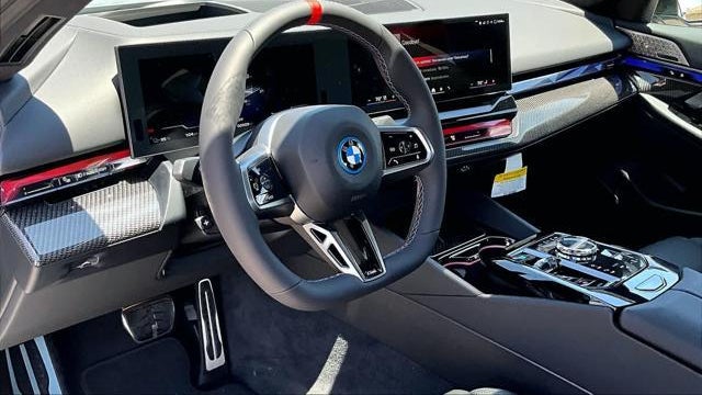 2026 BMW i5 M60