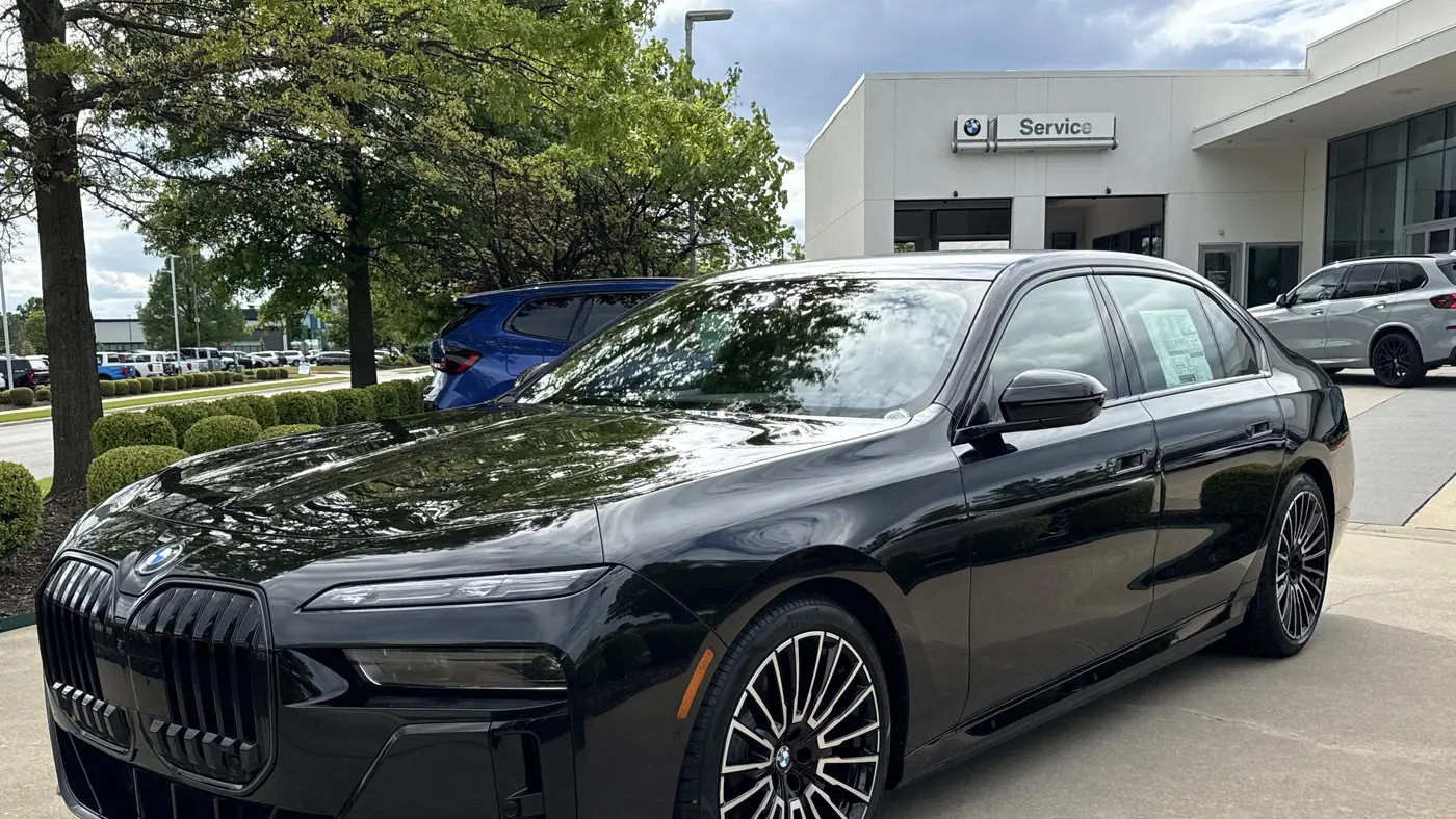 Preowned 2026 BMW i7 xDrive60 for Sale