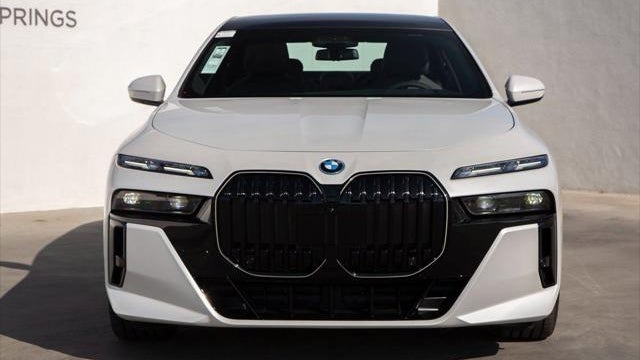 2025 BMW i7 xDrive60