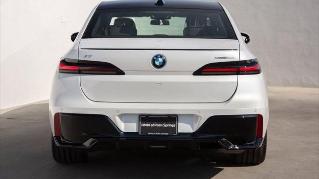 2025 BMW i7 xDrive60
