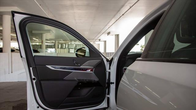 2025 BMW i7 xDrive60