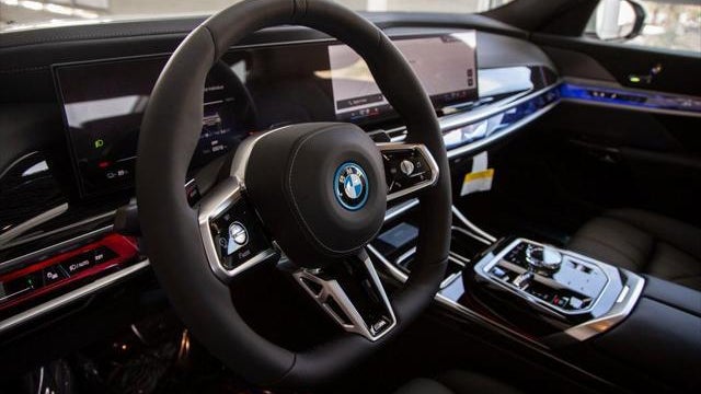 2025 BMW i7 xDrive60