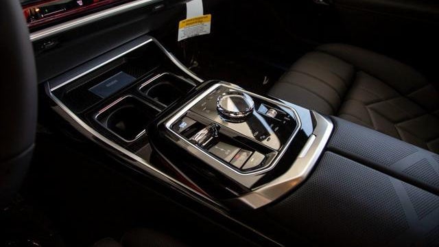 2025 BMW i7 xDrive60