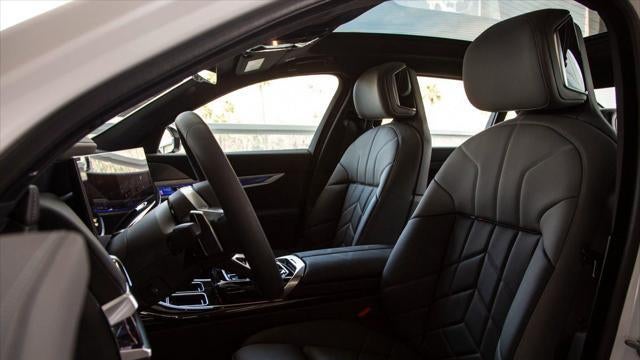 2025 BMW i7 xDrive60