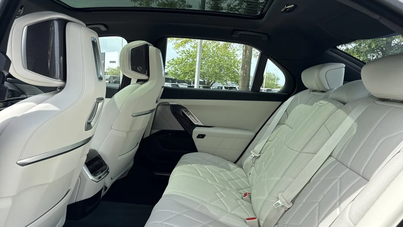 2026 BMW i7 xDrive60