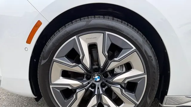 2023 BMW i7 xDrive60
