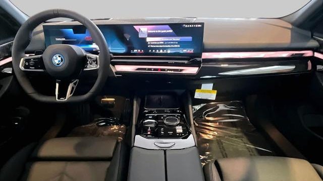 2026 BMW i5 eDrive40