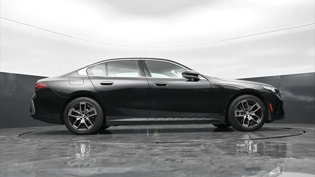 2026 BMW i5 eDrive40