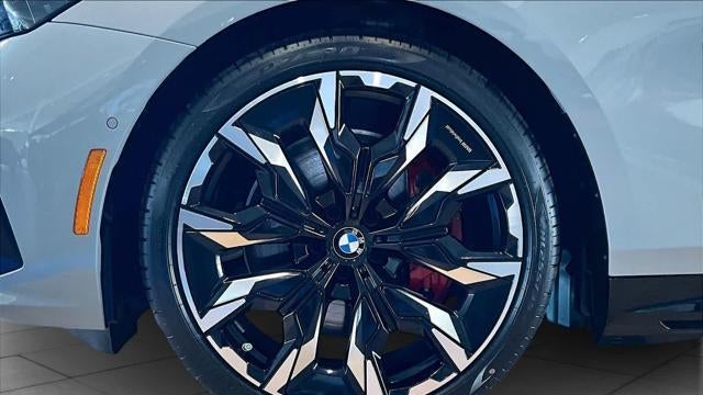 2026 BMW i5 eDrive40