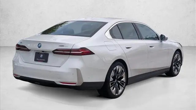2027 BMW i5 eDrive40